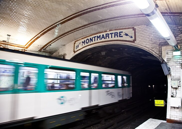 Metro w Paryżu. Fot. Paollo Gallo / Shutterstock