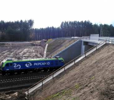 Rail Baltica – nad linią Warszawa–Białystok otwarto kolejny wiadukt avatar
