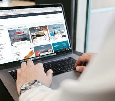 Jak sprawdzić, czy domena jest wolna i jak ją zarejestrować? avatar