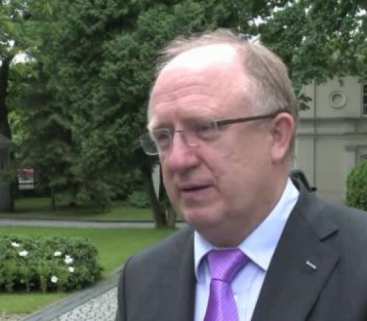 Co lepsze: jedna megaelektrownia jądrowa czy mniejsze moduły? avatar