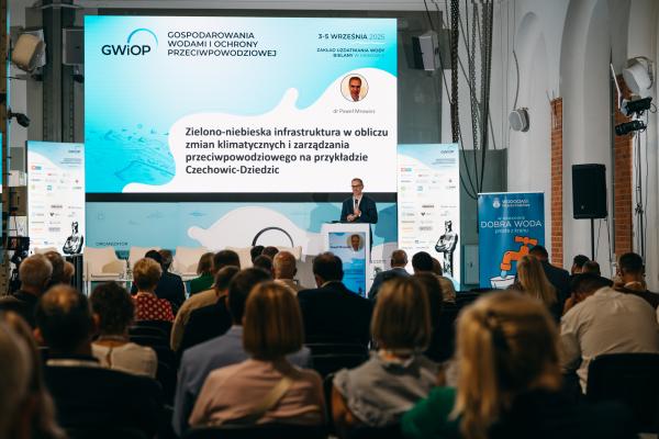 Zdjęcie IV Kongres Gospodarowania Wodami i Ochrony Przeciwpowodziowej. Dr Paweł Mrowiec, Urząd Miejski w Czechowicach-Dziedzicach, Akademia WSB. fot. Quality Studio dla www.inzynieria.com