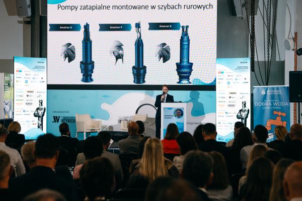 Zdjęcie IV Kongres Gospodarowania Wodami i Ochrony Przeciwpowodziowej. Arkadiusz Krawiec, Kierownik ds. Rozwoju Sprzedaży, KSB Polska. fot. Quality Studio dla www.inzynieria.com