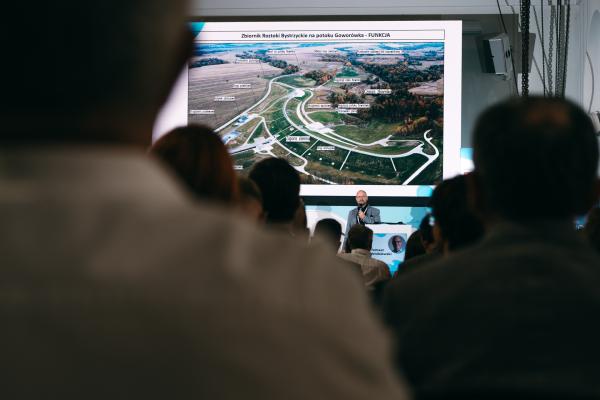 Zdjęcie IV Kongres Gospodarowania Wodami i Ochrony Przeciwpowodziowej. Tomasz Wróblewski, Wiceprezes Hydroprojektu Wrocław. fot. Quality Studio dla www.inzynieria.com