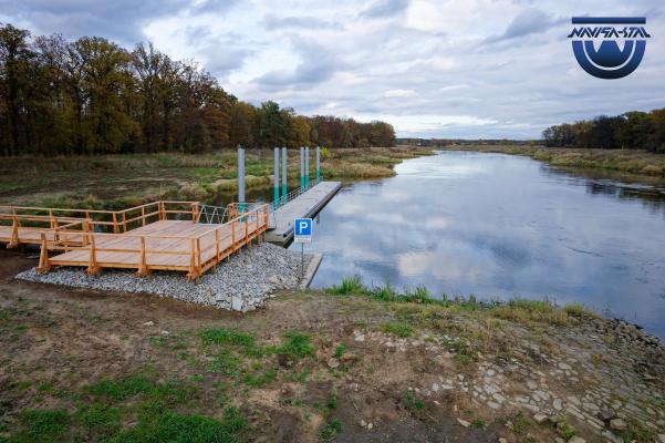 Zdjęcie Budowa przystani pasażerskiej, rzeka Odra, Dziewin