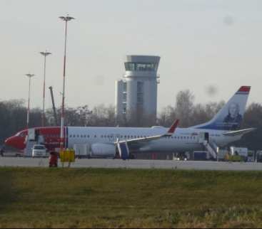 Kraków Airport. Konieczny remont drogi startowej lub budowa nowej avatar