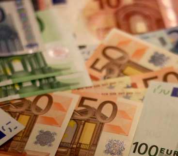 Fundusze unijne napędzają polską gospodarkę avatar