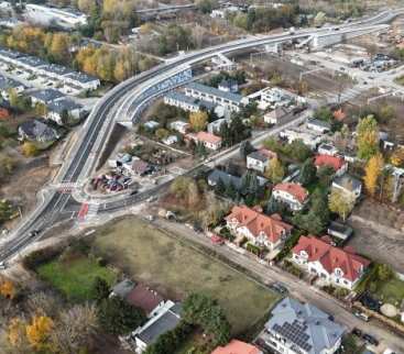 Warszawa. Otwarto 140-metrowy wiadukt nad linią kolejową avatar