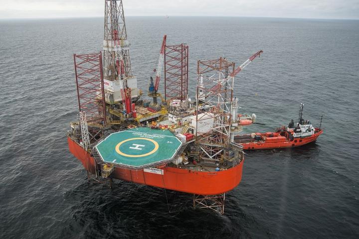 Budowa gazociągu na dnie Bałtyku