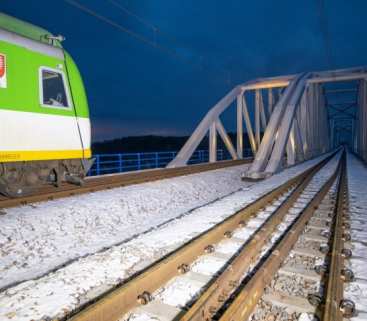 Kolejny odcinek linii Warszawa–Radom stał się dwutorowy avatar