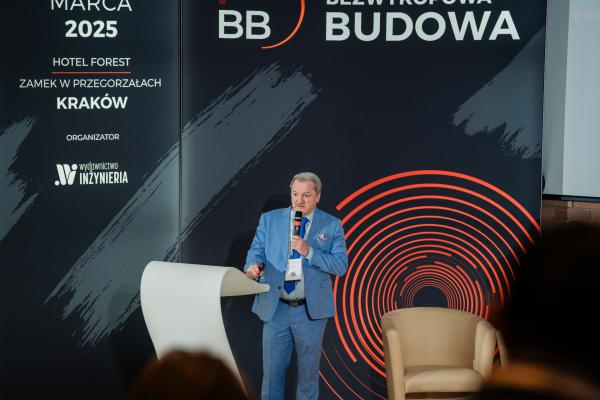 Zdjęcie II Konferencja Bezwykopowa Budowa. Dr hab. inż. Jan Ziaja (profesor Akademii Górniczo-Hutniczej). fot. Quality Studio dla www.inzynieria.com