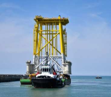 Francja. Montaż fundamentu pod morską stację elektroenergetyczną avatar