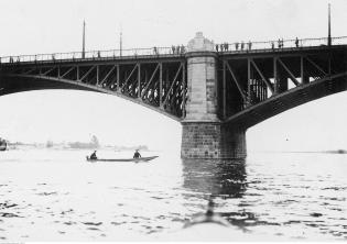 Most Księcia Józefa Poniatowskiego. Lipiec 1927 r. Fot. Narodowe Archiwum Cyfrowe