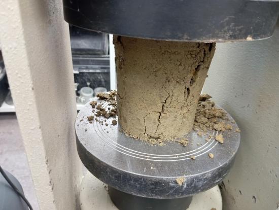 Zdjęcie Badanie warstwy mrozoochronnej na odcinku próbnym S19. Fot. GDDKiA