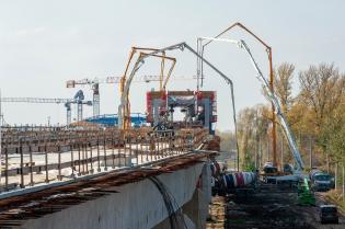 S2 Południowa Obwodnica Warszawy: budowa mostu przez Wisłę. Fot. Krzysztof Nalewajko/GDDKiA