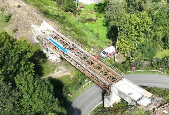 Zdjęcie Prace antykorozyjne na wiadukcie w Lachowicach. Fot. Krzysztof Dzidek/PKP PLK
