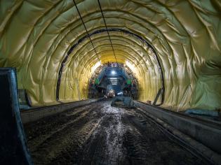 Budowa najdłuższego tunelu kolejowego na świecie. Fot. bbt-se