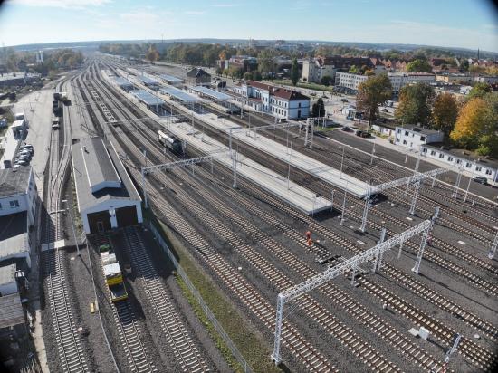 Zdjęcie Stacja Ełk. Widok na tory i perony. Fot. Paweł Chamera/PKP PLK