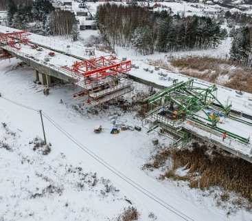 Obwodnica w ciągu DK73: estakady w kluczowej fazie realizacji