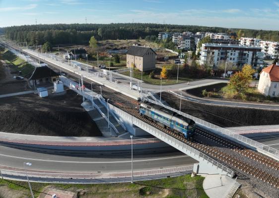 Zdjęcie Przystanek Ełk Szyba Wschód i wiadukt nad ul. Kolejową. Fot. Paweł Chamera/PKP PLK