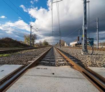 MIRBUD wchodzi na rynek kolejowy – pierwszy kontrakt z PKP PLK podpisany avatar