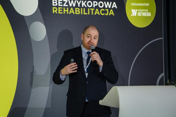 Zdjęcie Paweł Sikorski, prezes Izby Gospodarczej Wodociągi Polskie.  X Konferencja Bezwykopowa Rehabilitacja. fot. Quality Studio dla www.inzynieria.com