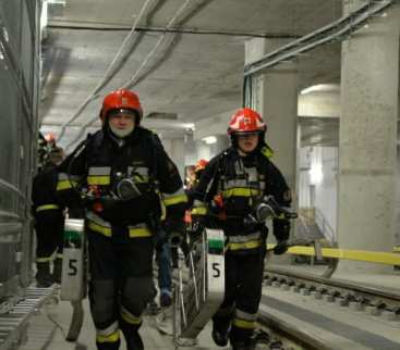 Symulowana akcja ratunkowa w metrze zakończona avatar