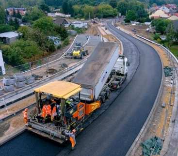 Warszawa: budowa wiaduktu nad torami na finiszu [ZDJĘCIA] avatar