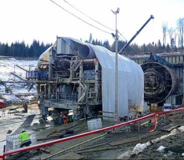 Budowa S19 z gigantycznym wsparciem. TBM rusza po drugą nitkę