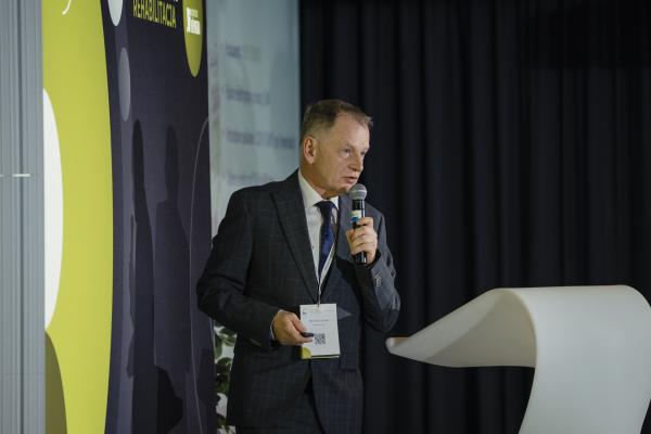 Zdjęcie Mirosław Cecuga, Sezam Instal sp.j. X Konferencja Bezwykopowa Rehabilitacja. fot. Quality Studio dla www.inzynieria.com