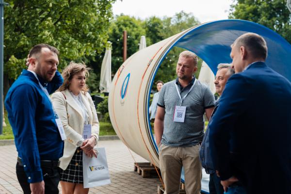 Zdjęcie XX Międzynarodowa Konferencja, Wystawa i Pokazy Technologii INŻYNIERIA BEZWYKOPOWA. Wystawa zewnętrzna. fot. Quality Studio dla www.inzynieria.com