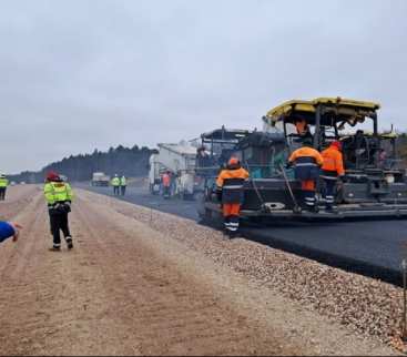 Nowa S74 rośnie w oczach. Ruszyły roboty bitumiczne avatar