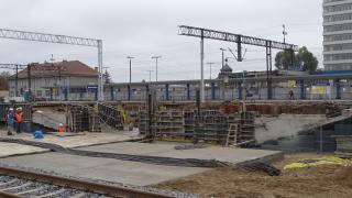 Budowa przejścia podziemnego na stacji Olsztyn Główny. Fot. Andrzej Puzewicz /PKP PLK