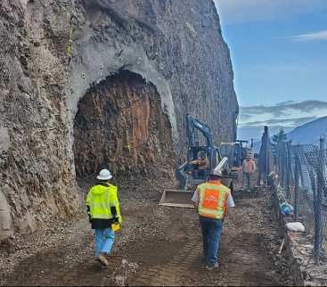 Avatar Szwajcaria: przez góry bez TBM. Tunel Kaiserstuhl przebity