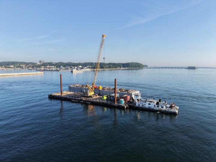 Port Gdynia. Powstają falochrony dla portu zewnętrznego