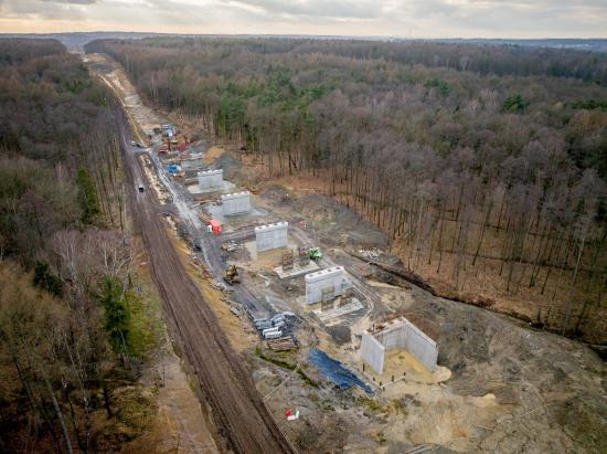 Zdjęcie Budowa mostu kolejowego na odcinku Pruchna–Zebrzydowice. Fot. Łukasz Hachuła/PKP PLK