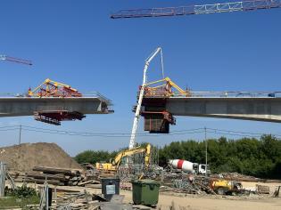 Budowa mostu nad Narwią. Fot. GDDKiA