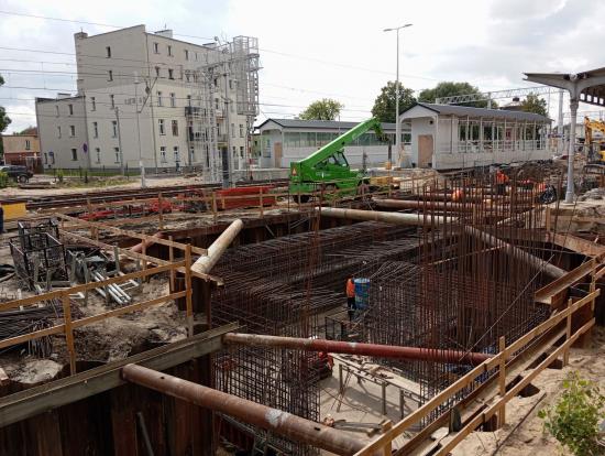 Zdjęcie Budowa przejścia pod torami. Fot. Filip Korpala/PKP PLK