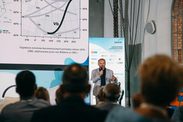 Zdjęcie IV Kongres Gospodarowania Wodami i Ochrony Przeciwpowodziowej. Dr inż. Radosław Stodolak, Uniwersytet Przyrodniczy we Wrocławiu. fot. Quality Studio dla www.inzynieria.com