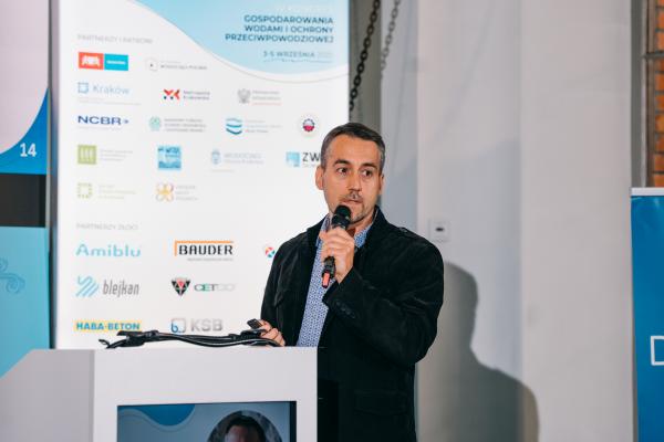 Zdjęcie IV Kongres Gospodarowania Wodami i Ochrony Przeciwpowodziowej. Dr inż. Krzysztof Radzicki, Politechnika Krakowska. fot. Quality Studio dla www.inzynieria.com