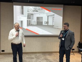 XXVIII seminarium szkoleniowe HEADS. Od lewej: Andreas Tigges, AT-Boretec oraz Dawid Sysło, HEADS. Fot. inzynieria.com