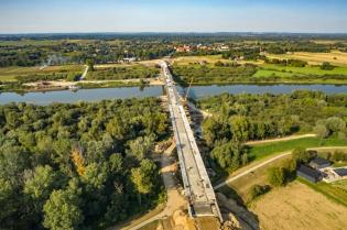 Budowa mostu Nowy Korczyn–Borusową. Fot. dw973-mostnawisle.pl