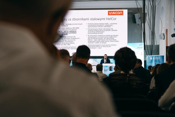 Zdjęcie IV Kongres Gospodarowania Wodami i Ochrony Przeciwpowodziowej. Sławomir Berger, Koordynator produktu w zakresie systemów retencyjnych, ViaCon Polska. fot. Quality Studio dla www.inzynieria.com