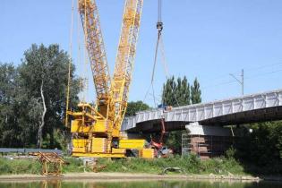 Remonty i modernizacja mostów kolejowych w 2015 r. Fot. PKP Polskie Linie Kolejowe S.A.