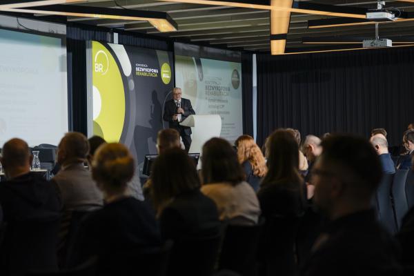 Zdjęcie Prof. dr hab. inż. Adam Wysokowski, Uniwersytet Zielonogórski. X Konferencja Bezwykopowa Rehabilitacja. fot. Quality Studio dla www.inzynieria.com