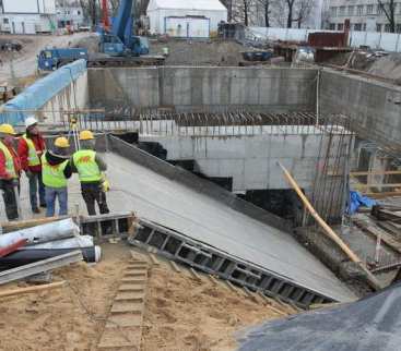 Korytarzem do stacji Centrum Nauki Kopernik avatar