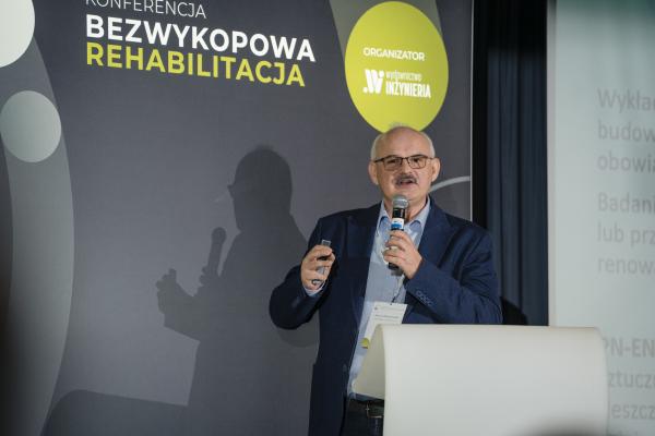 Zdjęcie Dr inż. Dariusz Zwierzchowski, prezes Centrum Badań i Certyfikacji sp. z o.o.X Konferencja Bezwykopowa Rehabilitacja.  fot. Quality Studio dla www.inzynieria.com