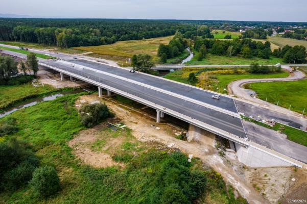 Zdjęcie Most MS-24 z  przejściem dla zwierząt. Fot. GDDKiA