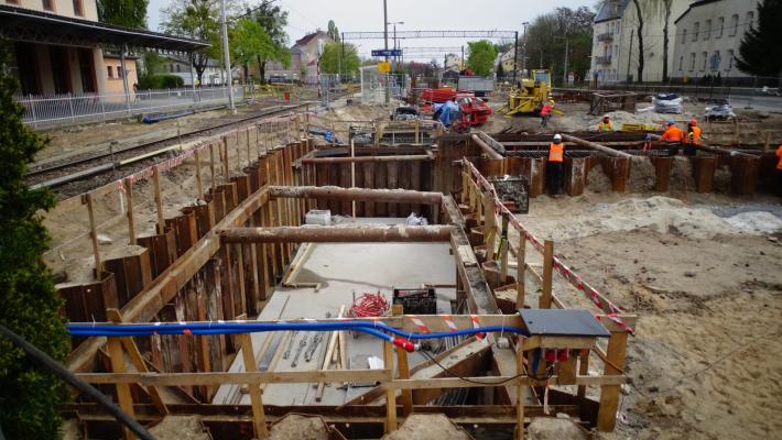 Zdjęcie Budowa segmentu tunelu dla pieszych. Fot. Andrzej Puzewicz/PKP PLK