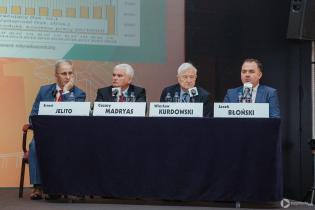 Od lewej: Ernest Jelito, Cezary Madryas, Wiesław Kurdowski, Jacek Błoński. X Dni Betonu. Fot. inzynieria.com