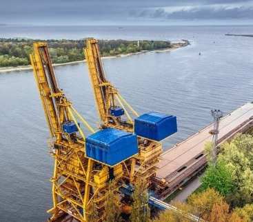 Port Świnoujście: oczyszczenie dna przed budową toru podejściowego avatar